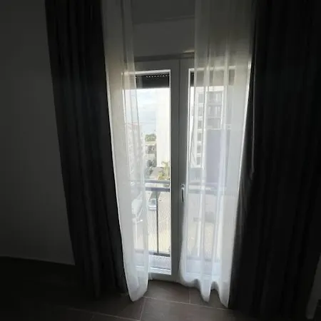 Appartamento 5th Floor 2+1 Sea View Golem (Tirana)